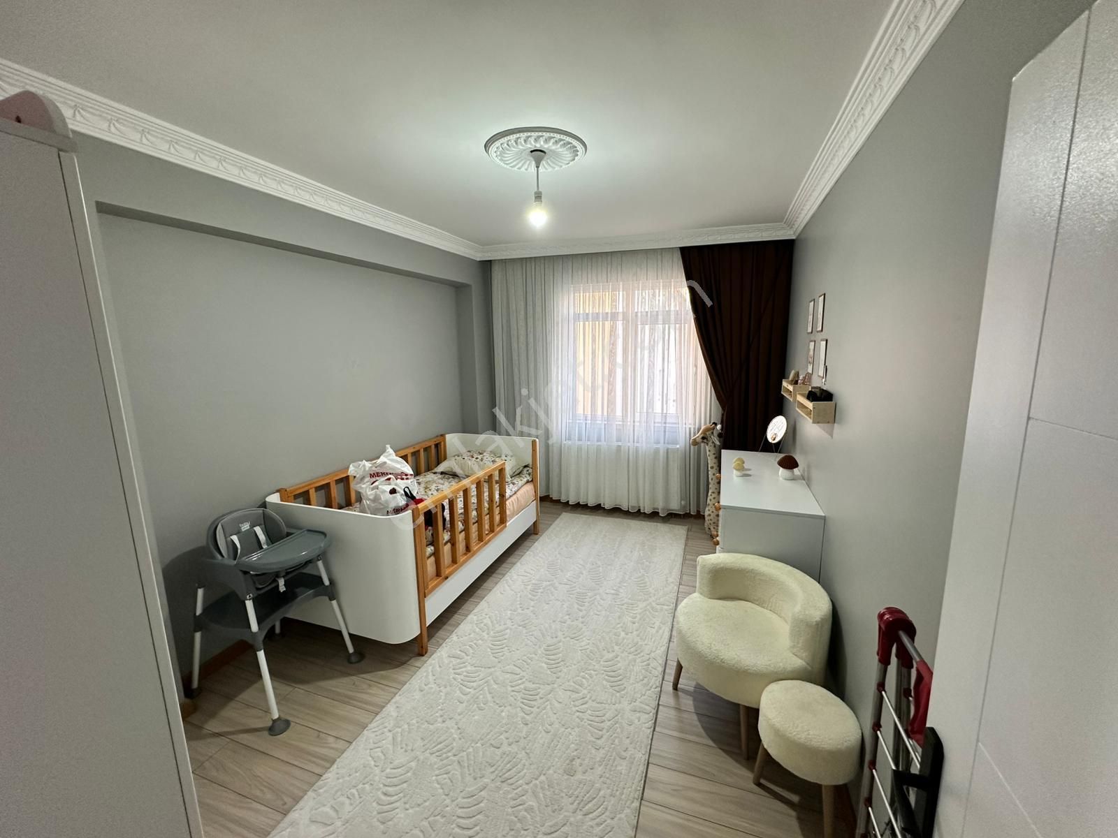 Kanuni'de Ön Cephe Asansörlü Yapılı 3+1 Daire! - Görsel 22