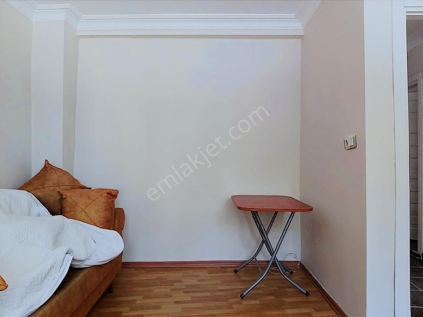 Yunus Emre Mahallesinde 1+1 70 M2 Yüksek Giriş - Görsel 3