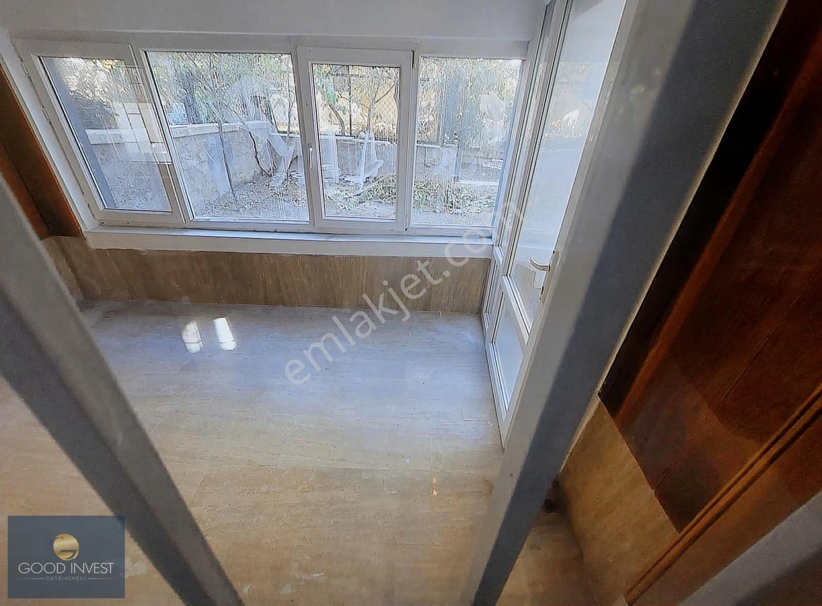 Batıkent'te Metro Yakını Yapılı Geniş Bahçeli 4+2 Tripleks - Görsel 2