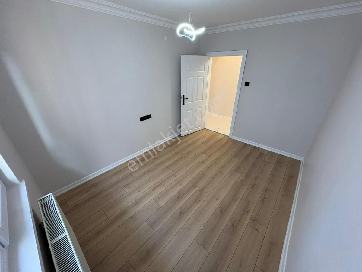 Topçu Mahallesi 3+1 Bağımsız Katta Ön Cephe Ultra Lüx Yapılı !!! - Görsel 18