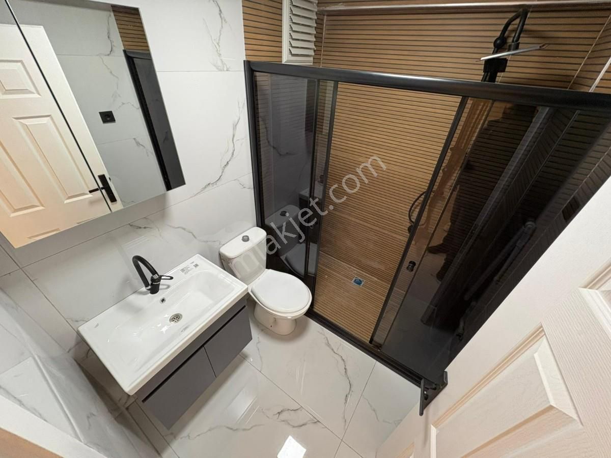 Topçu Mahallesi 3+1 Bağımsız Katta Ön Cephe Ultra Lüx Yapılı !!! - Görsel 27