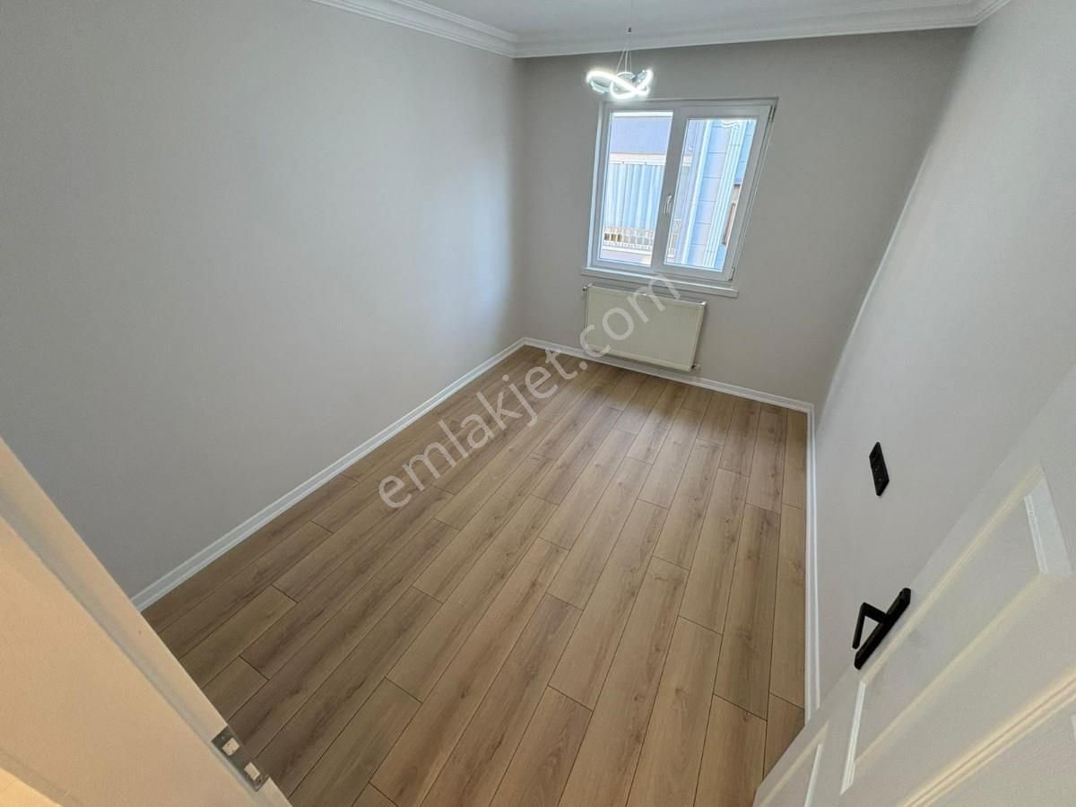 Topçu Mahallesi 3+1 Bağımsız Katta Ön Cephe Ultra Lüx Yapılı !!! - Görsel 17