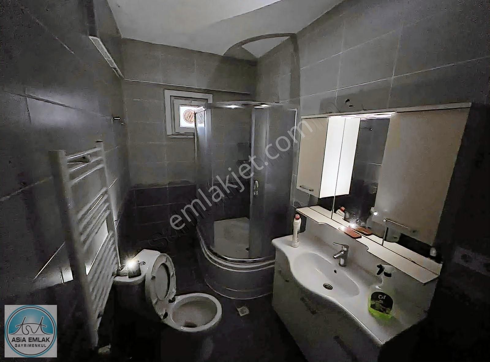 Asia Dan Çamçeşme Mahallesinde 2+1 Balkonlu Geniş Kiralık Daire - Görsel 24