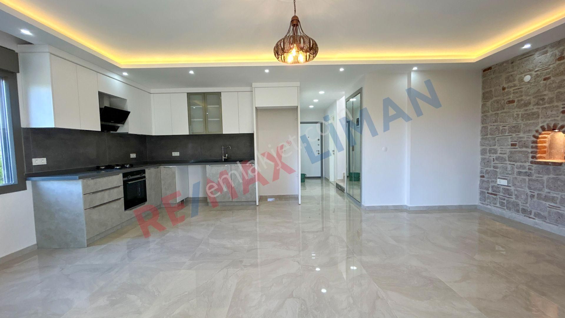 Cunda Adası'nda Doğa İçinde Deniz Manzaralı Satılık Müstakil Ev - Görsel 7