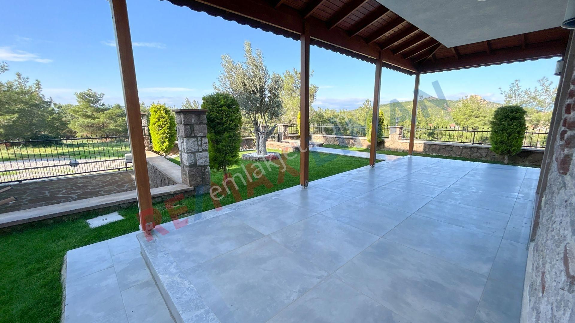 Cunda Adası'nda Doğa İçinde Deniz Manzaralı Satılık Müstakil Ev - Görsel 26