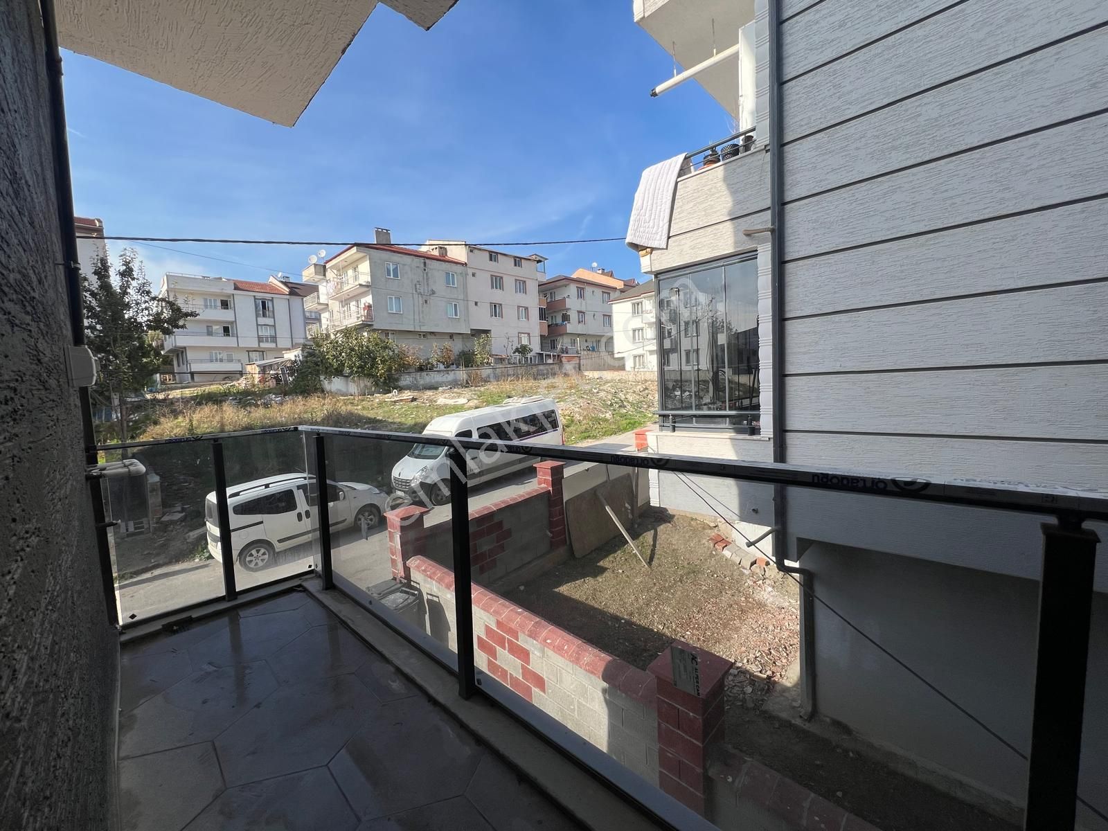 Roma' Dan Yeni Mahalle' De Kiralık Daire - Görsel 10