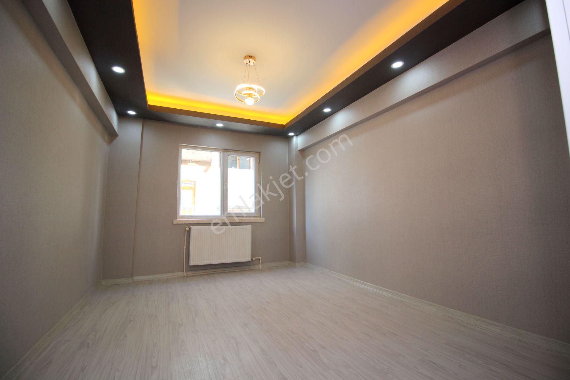 Emre Emlaktan Plevnede Merkezi Konumda Full Yapılı **boş** Satılık 3+1 Daire - Görsel 12