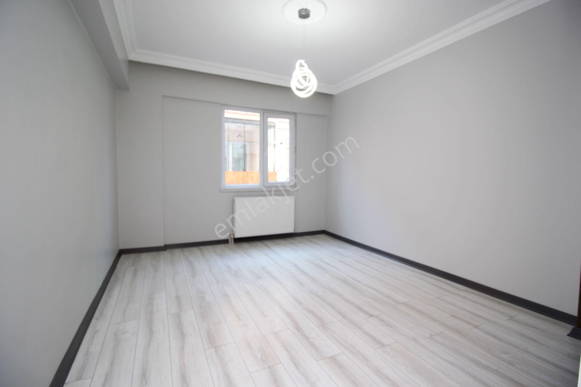 Emre Emlak'tan Tandoğan'da Genç Bina'da Full Yapılı Arakat Satılık 3+1 Daire - Görsel 10