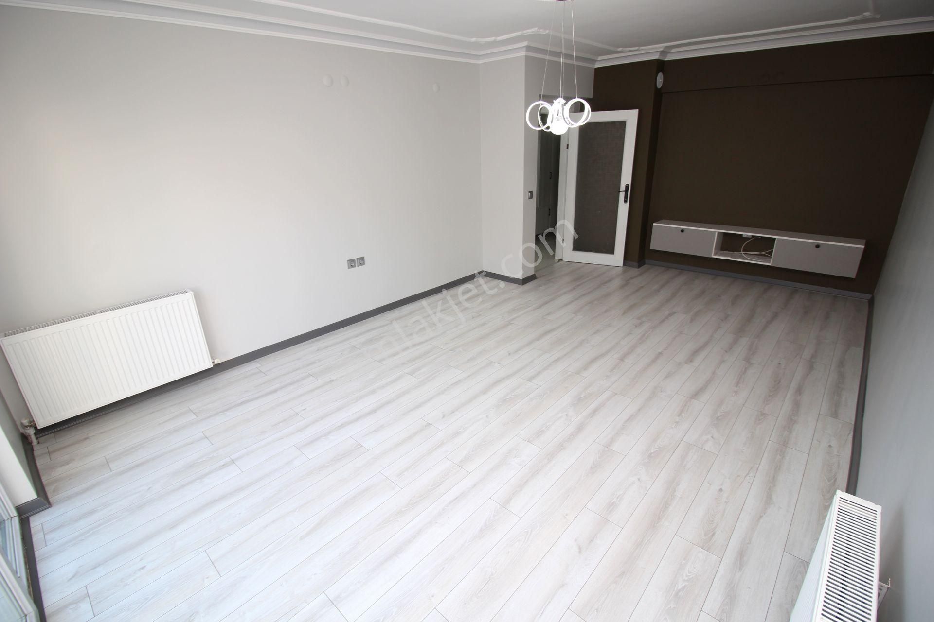 Emre Emlak'tan Tandoğan'da Genç Bina'da Full Yapılı Arakat Satılık 3+1 Daire - Görsel 6