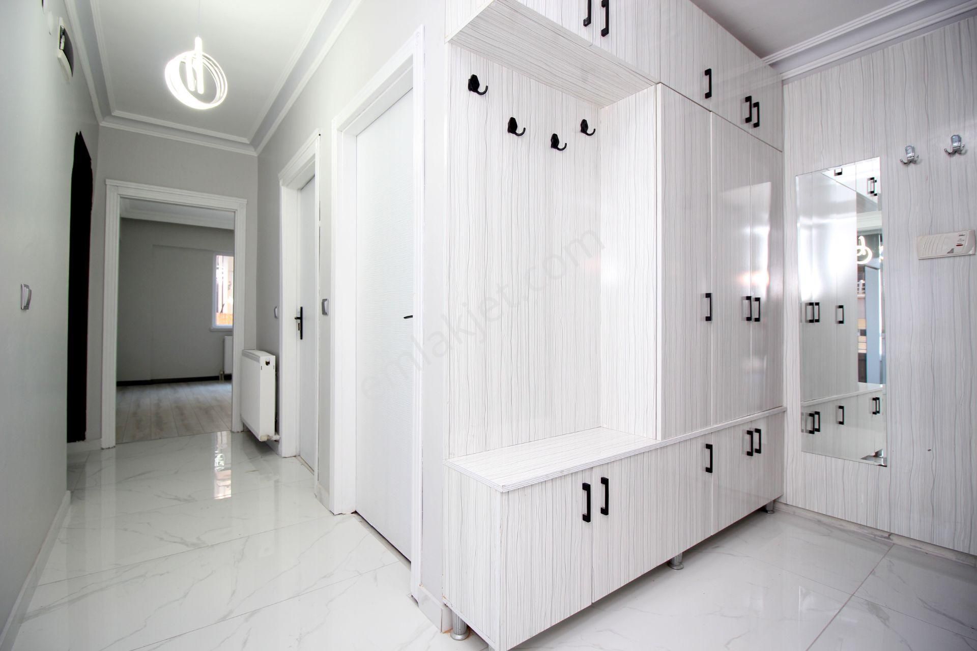 Emre Emlak'tan Tandoğan'da Genç Bina'da Full Yapılı Arakat Satılık 3+1 Daire - Görsel 20