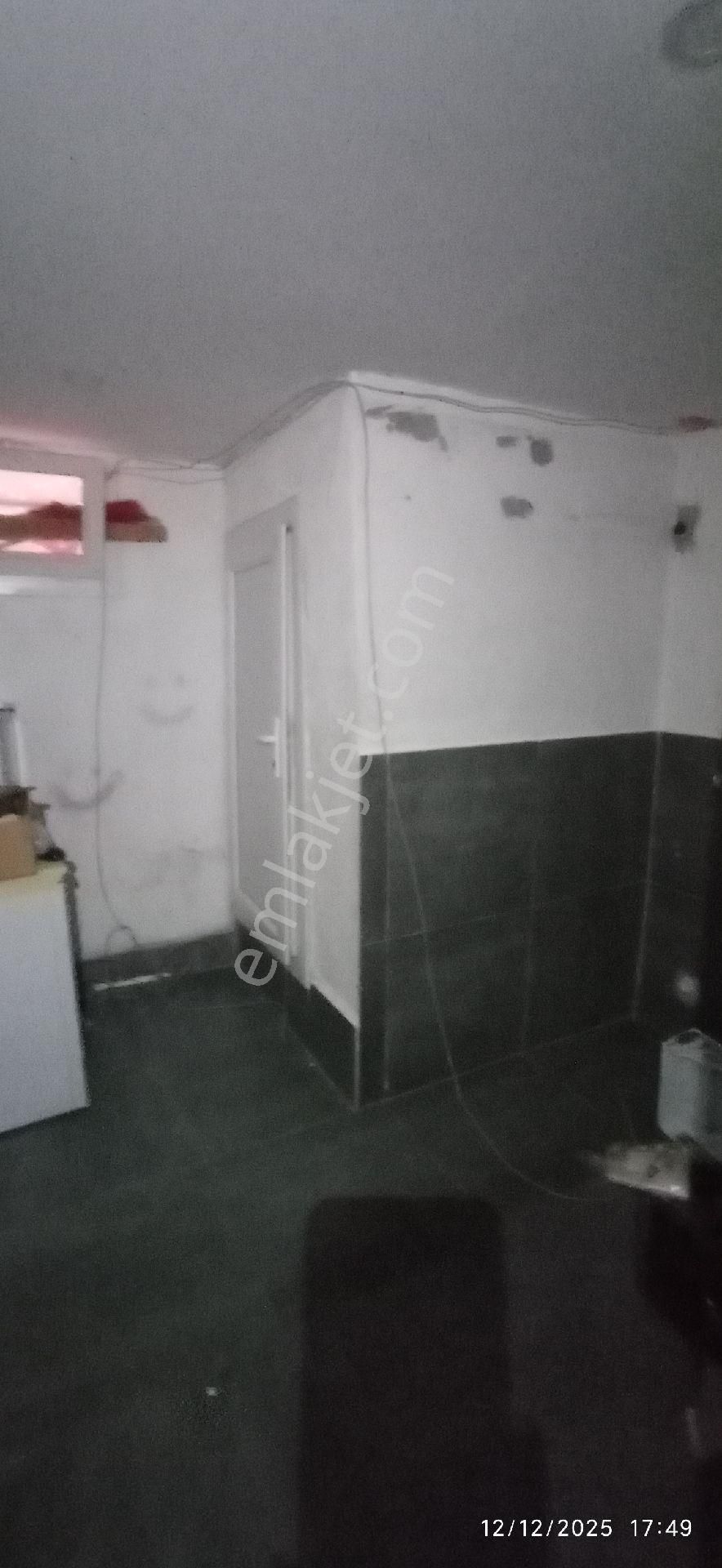 Güzelbahçe Ana Cadde Üstü Dükkan Kiralık - Görsel 4