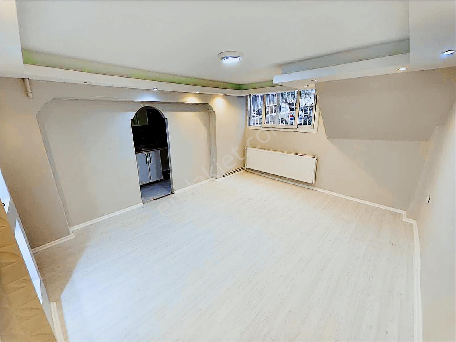 Türker Emlak 2+1 85m2 Bahçeli Doğalgazlı Full Tadilatlı - Görsel 9