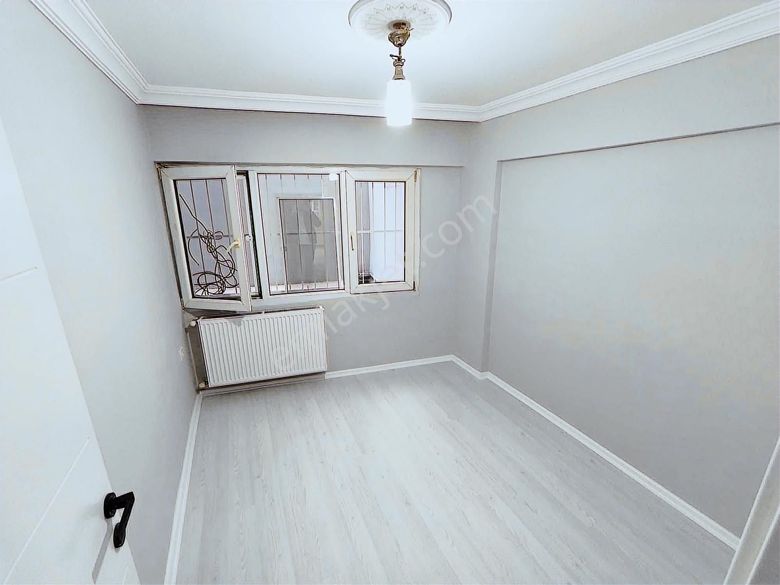 Türker Emlak 2+1 85m2 Bahçeli Doğalgazlı Full Tadilatlı - Görsel 25