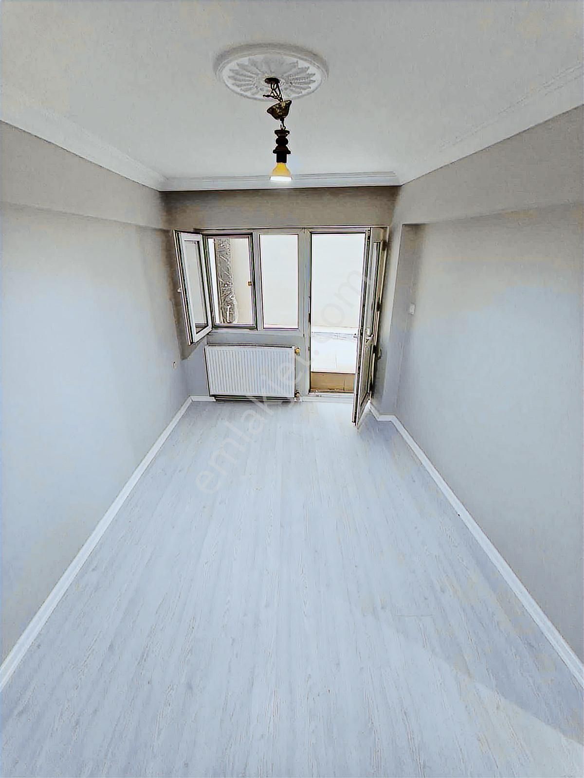 Türker Emlak 2+1 85m2 Bahçeli Doğalgazlı Full Tadilatlı - Görsel 29