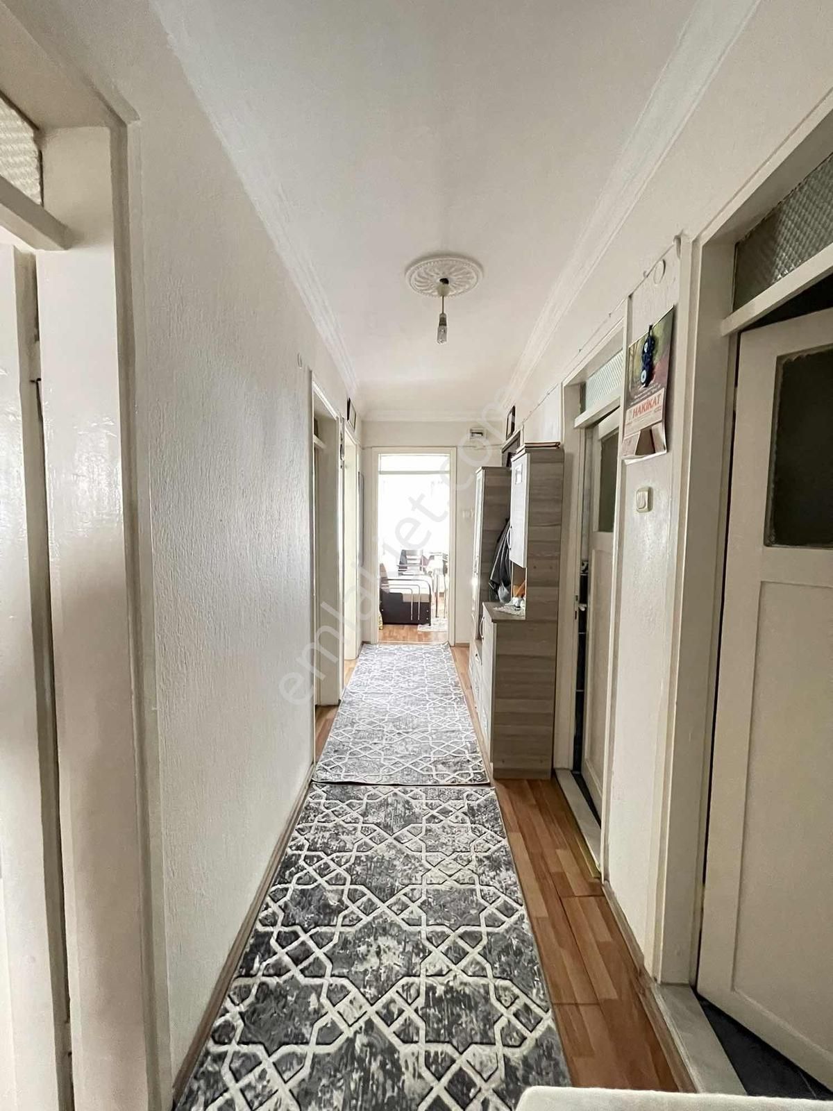 Türker Emlak I 3+1 110m² Arakat , Balkonlu , Bakımlı , Ferah - Görsel 10