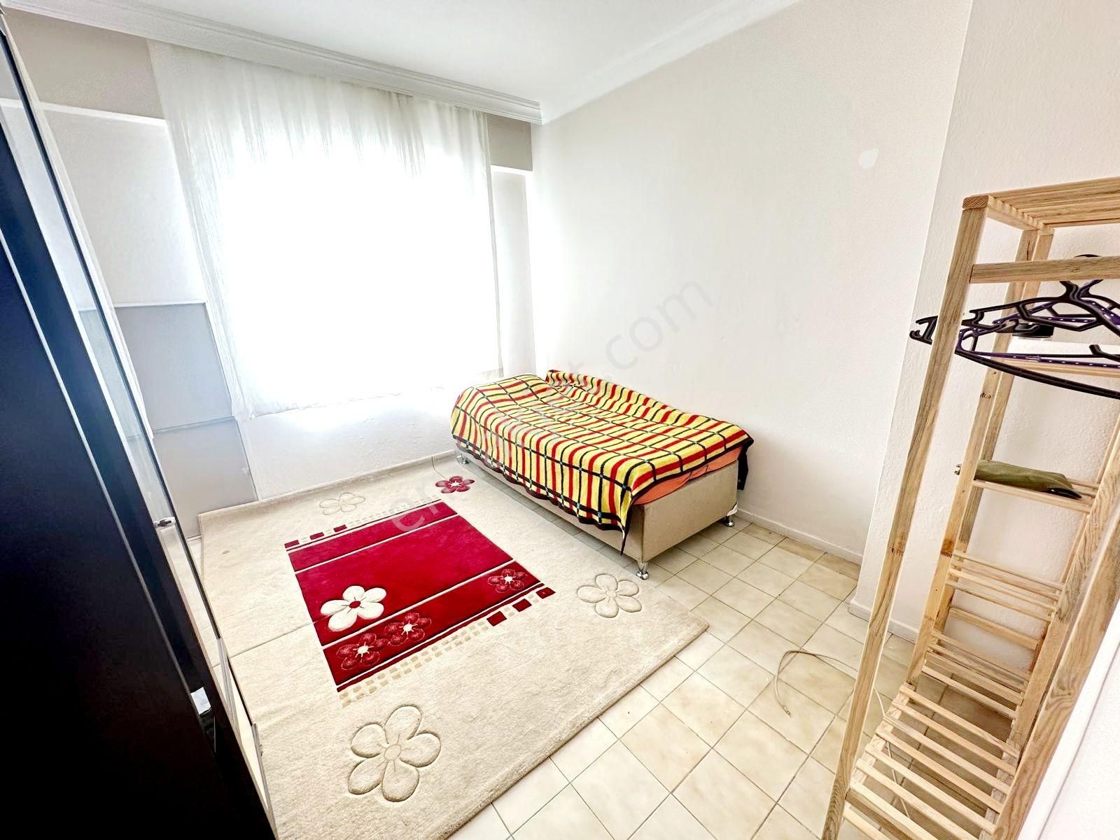 Edremit Merkez'de 2+1 Eşyalı Araka - Görsel 11