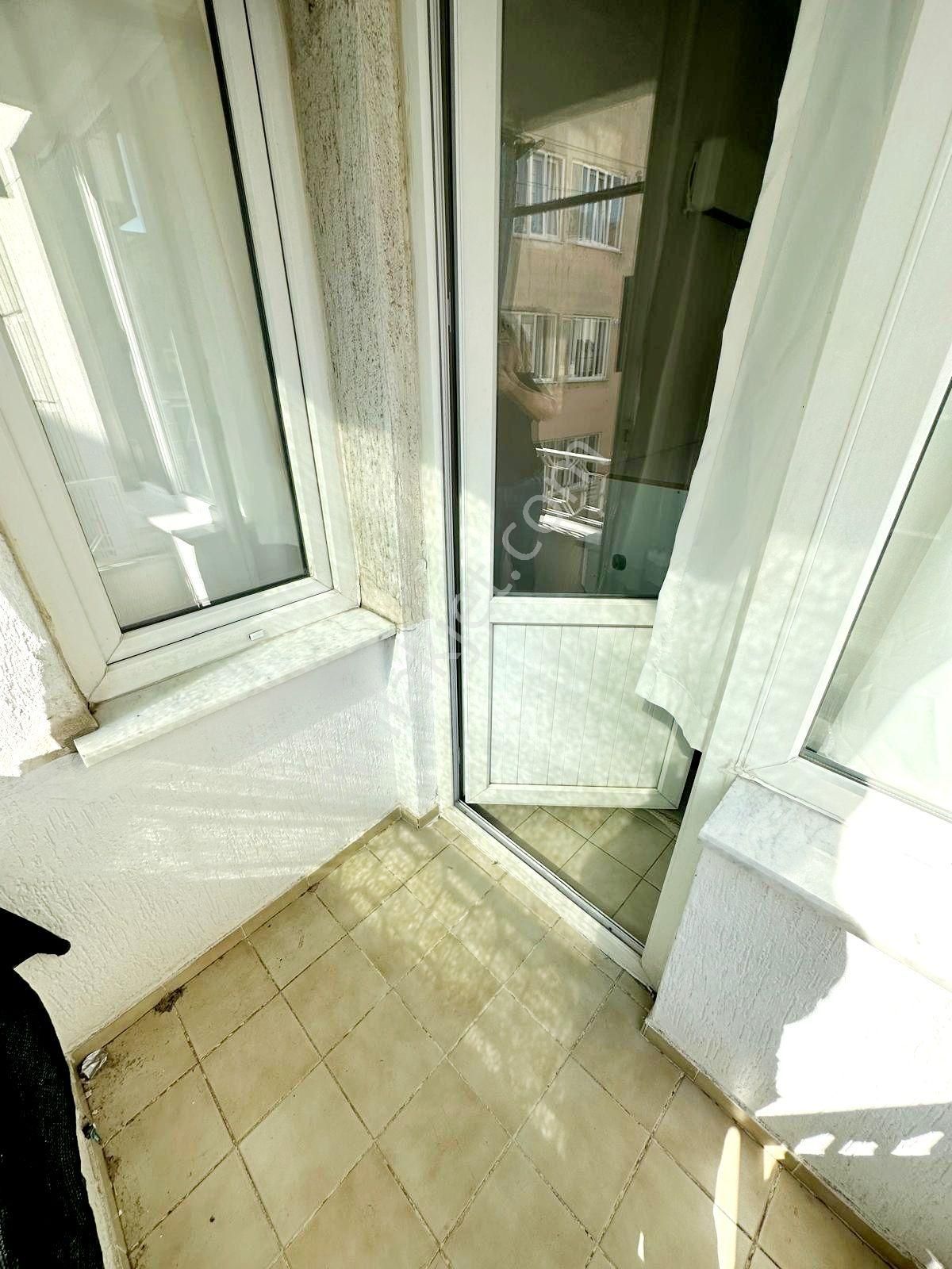 Edremit Merkez'de 2+1 Eşyalı Araka - Görsel 16