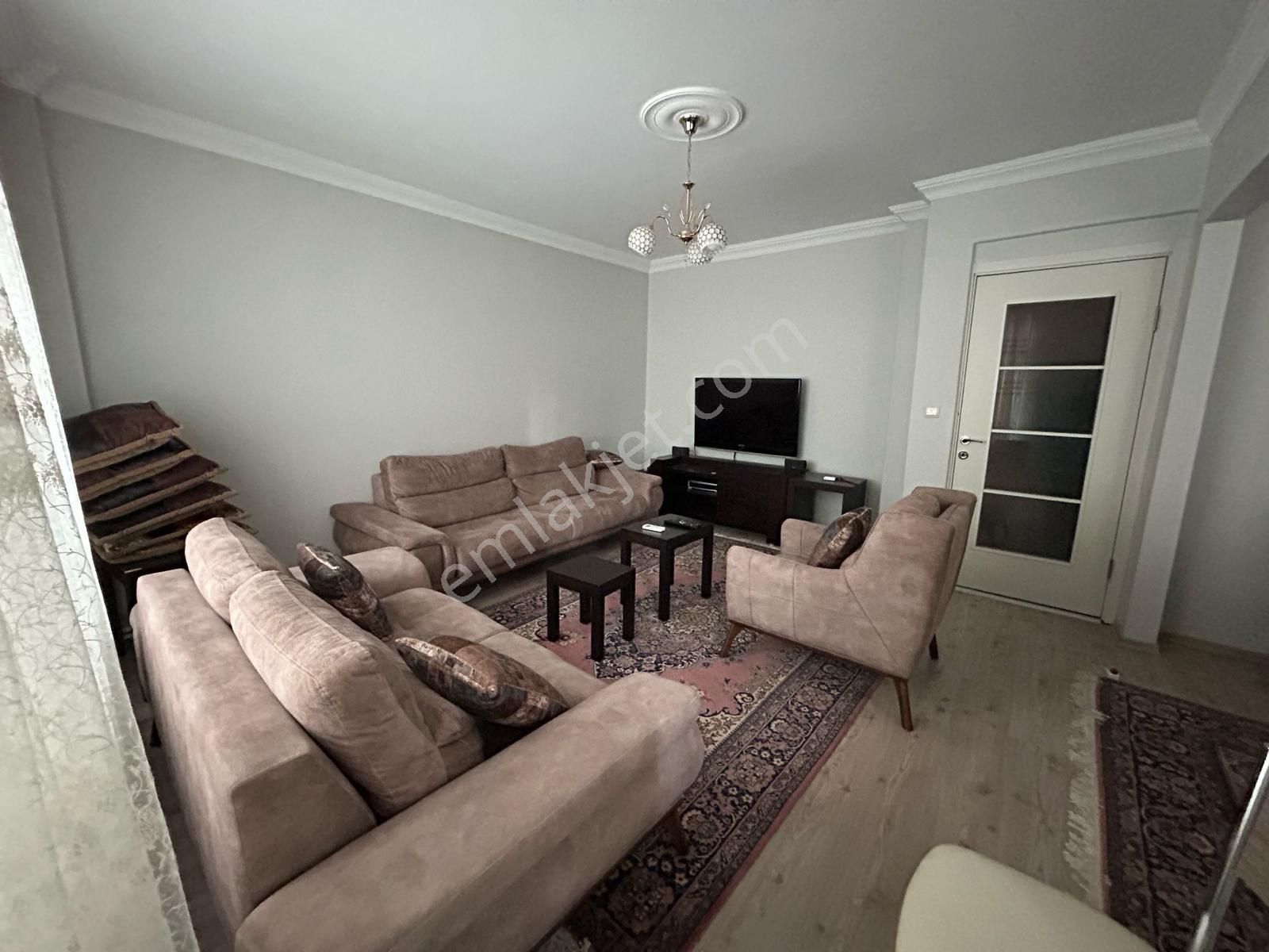 Metroya Yakın Plazalar Bölgesinde Full Eşyalı 2+1net 100m2 Net - Görsel 3