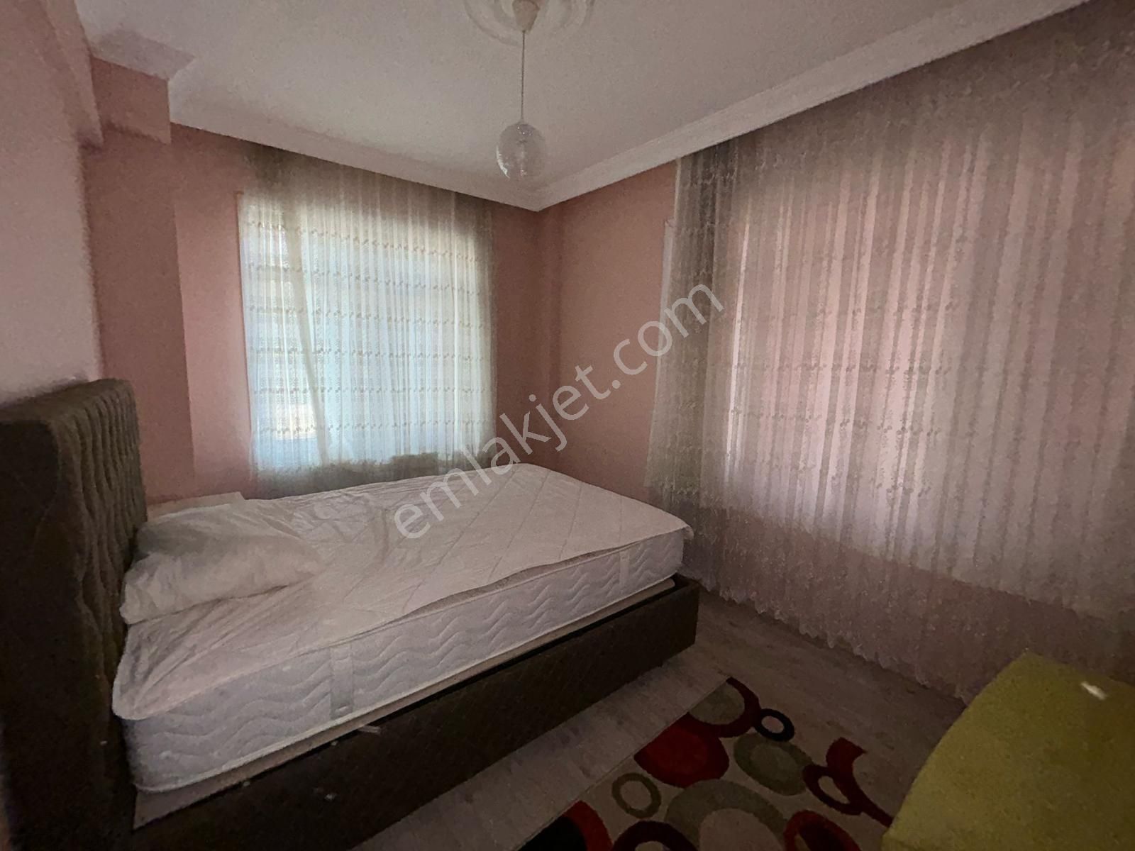 Metroya Yakın Plazalar Bölgesinde Full Eşyalı 2+1net 100m2 Net - Görsel 13