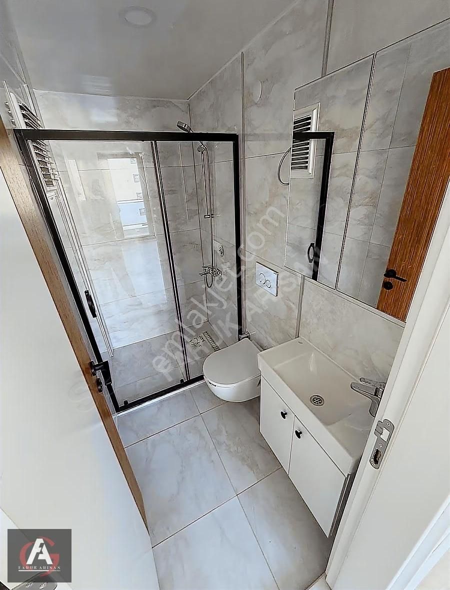 Arısan'dan Oturuma Hazır Ayrı Mutfak Ebeveyn Banyolu Geniş 2+1 - Görsel 25