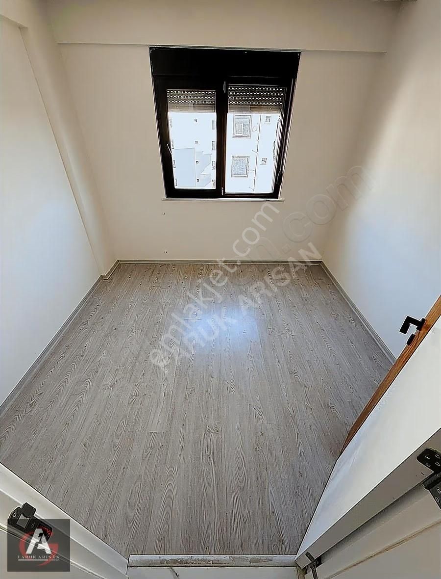 Arısan'dan Oturuma Hazır Ayrı Mutfak Ebeveyn Banyolu Geniş 2+1 - Görsel 9