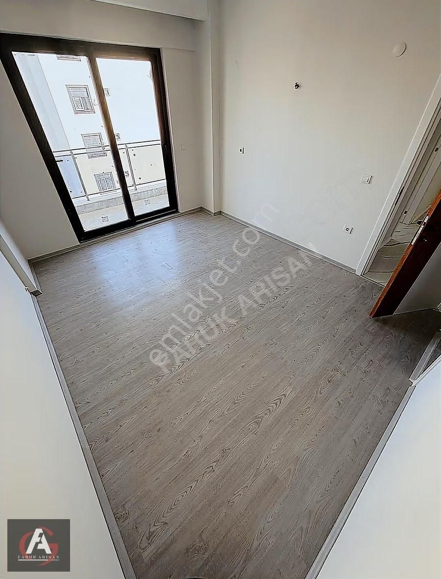 Arısan'dan Oturuma Hazır Ayrı Mutfak Ebeveyn Banyolu Geniş 2+1 - Görsel 29