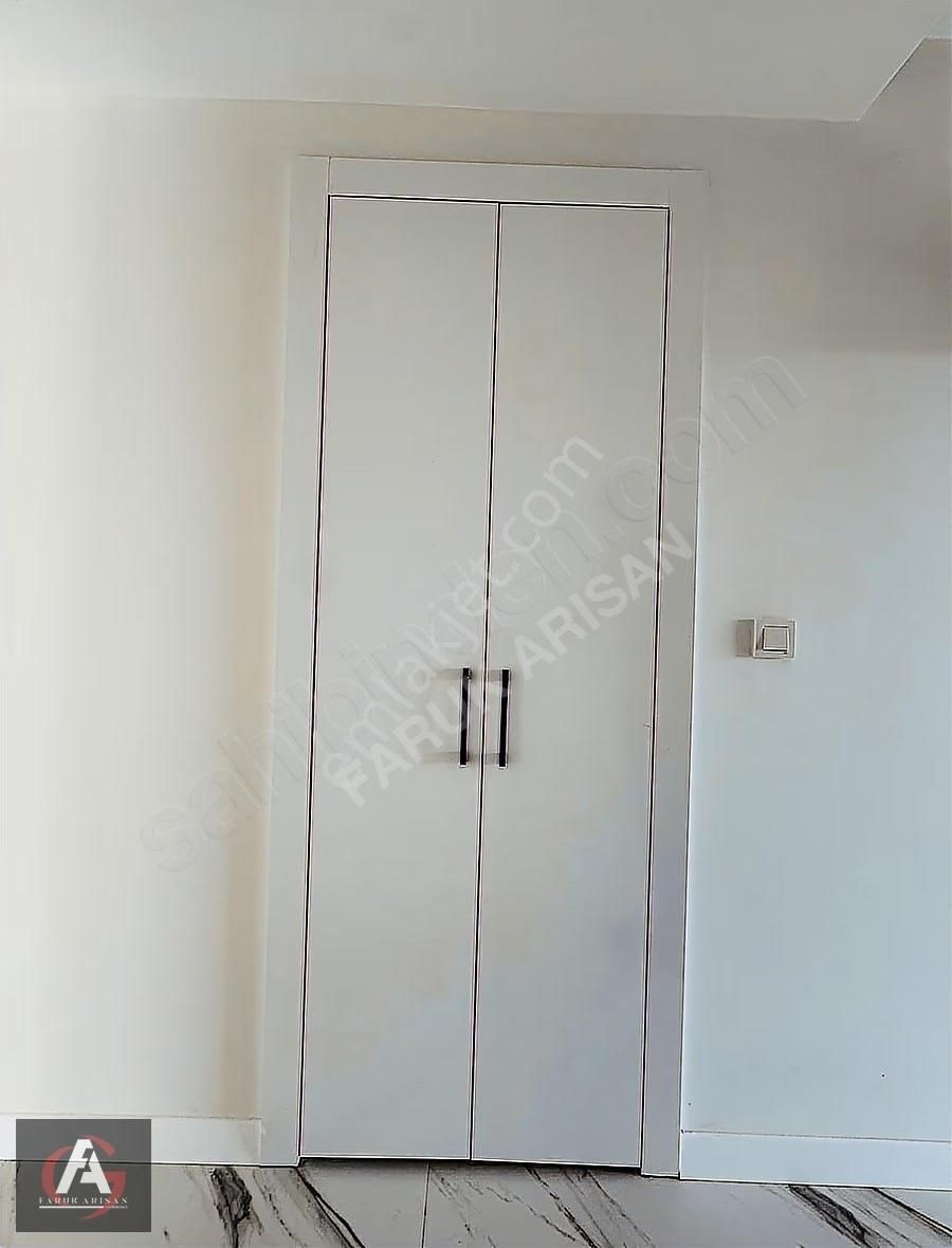 Arısan'dan Deniz Manzaralı Ayrı Mutfak Ve Ebeveyn Banyolu 3+1 - Görsel 32