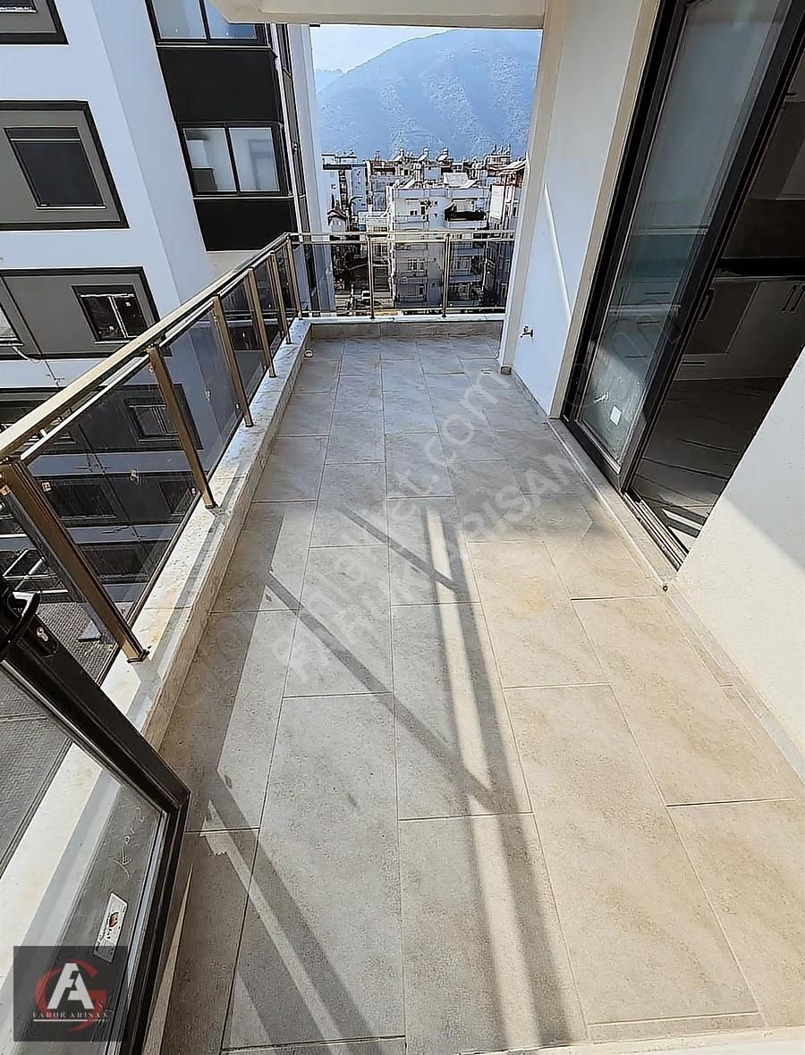 Arısan'dan Deniz Manzaralı Ayrı Mutfak Ve Ebeveyn Banyolu 3+1 - Görsel 12