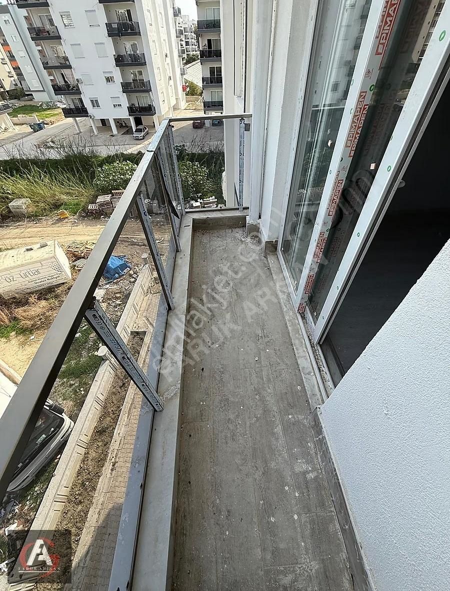 Faruk Arısan'dan Akarsu Manzaralı Ebeveyn Banyolu Geniş 2+1 - Görsel 5