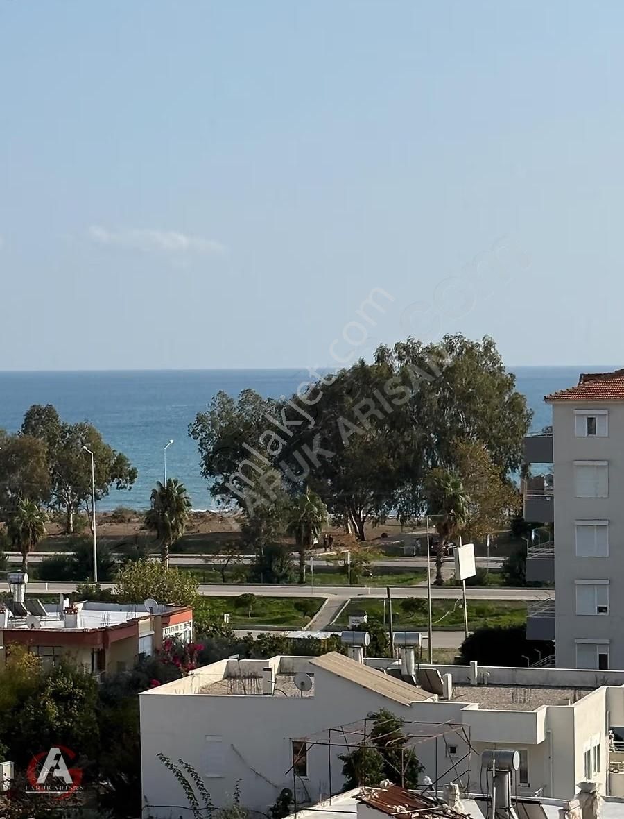 Faruk Arısan'dan Deniz Manzaralı Çok Geniş Oturuma Hazır 1+1 - Görsel 7