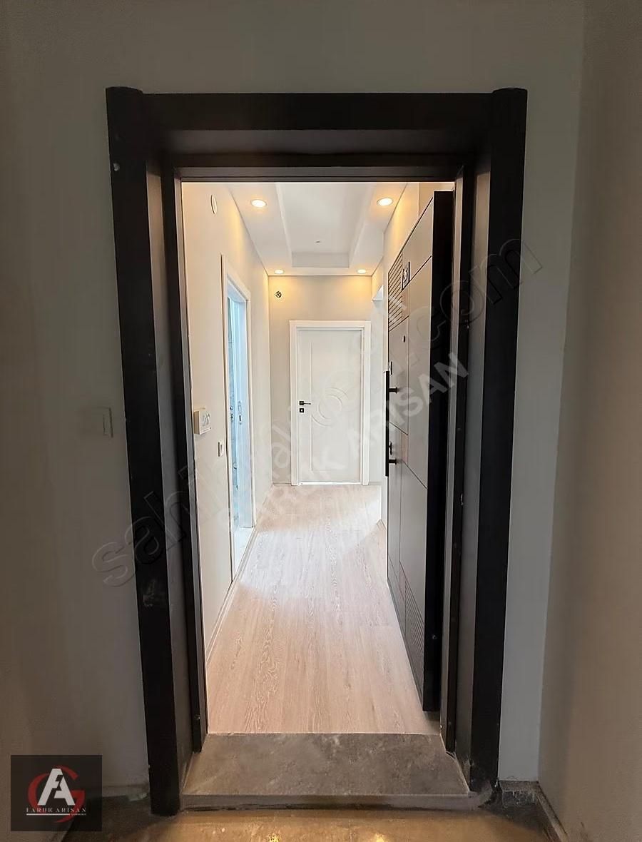 Faruk Arısan'dan Akarsu Manzaralı Ebeveyn Banyolu Geniş 2+1 - Görsel 2