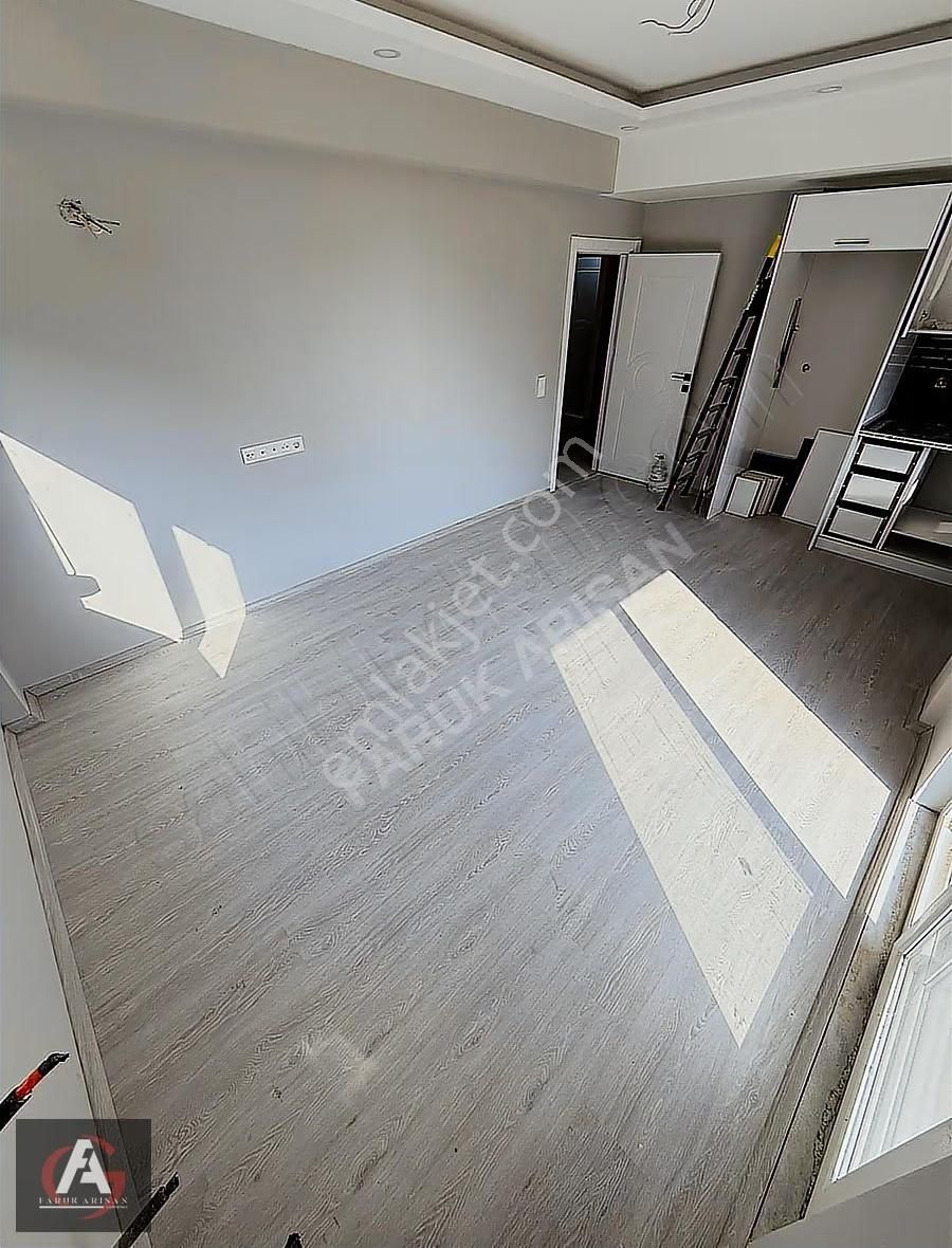 Faruk Arısan'dan Akarsu Manzaralı Ebeveyn Banyolu Geniş 2+1 - Görsel 10