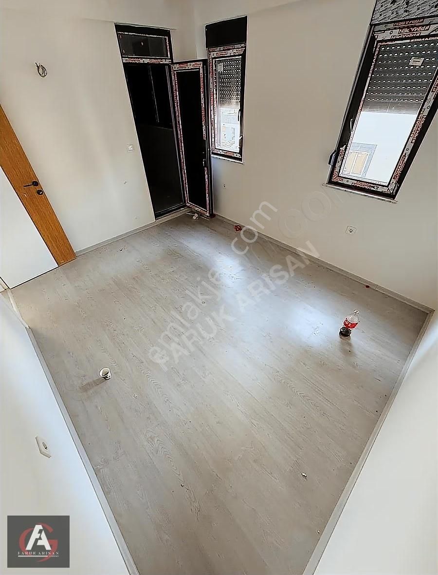 Arısan'dan Deniz Manzaralı Ebeveyn Banyolu Ve Geniş 2+1 Daire - Görsel 11