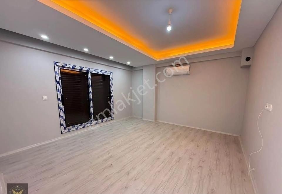 Beylikdüzü'nde Acil Satılık Metrobüse Komşu 2+1 Fırsat Dairemiz - Görsel 4