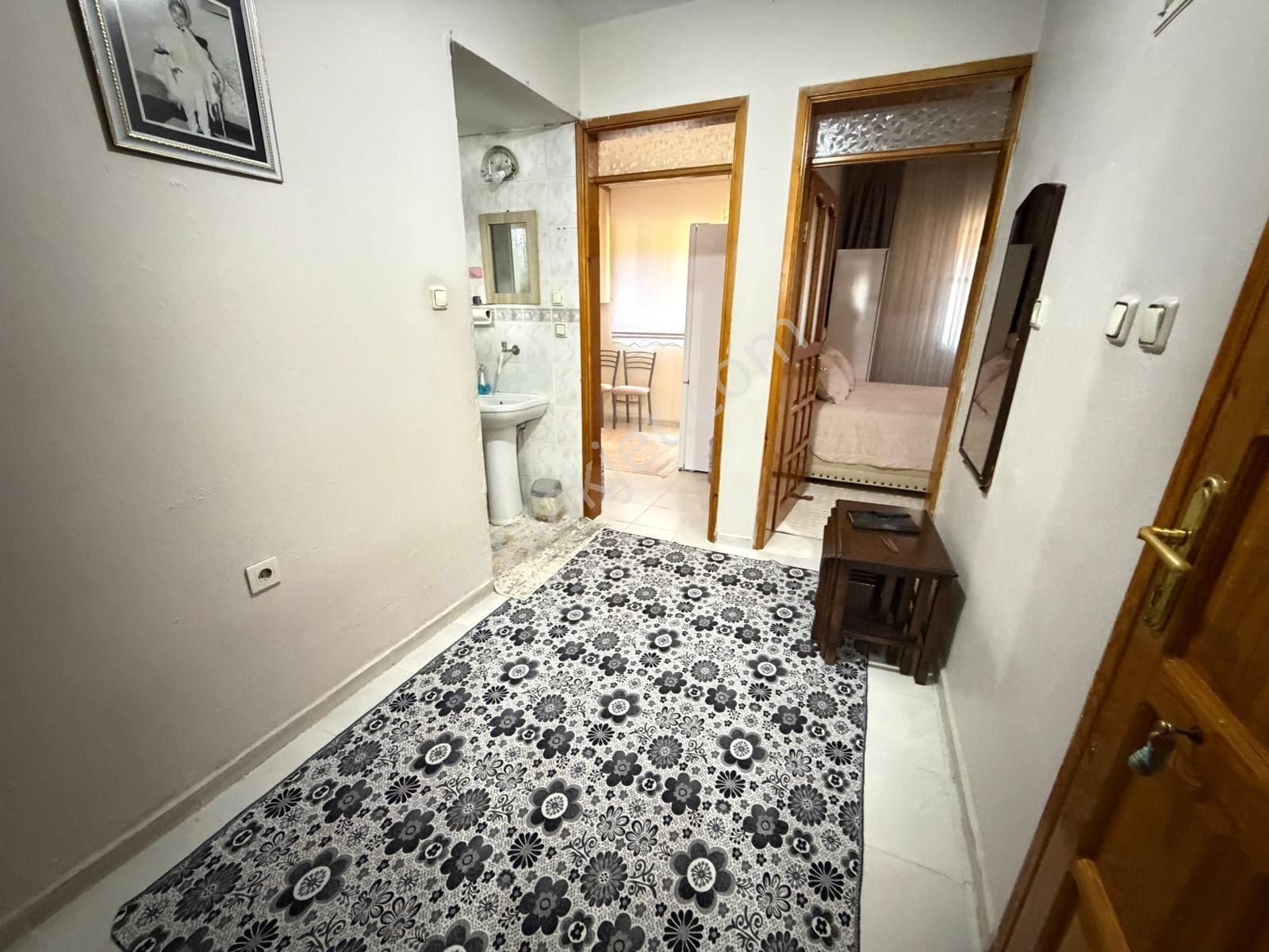 Buca Yeşilbağlar Mah. Satılık 2+1 95 M2. Arakat Daire - Görsel 11