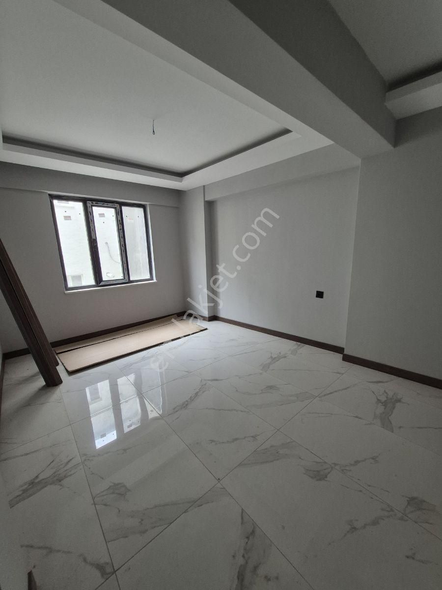 İnegöl Kemalpaşa Mahallesi'nde Satılık Ara Kat Sıfır Daire - Görsel 2