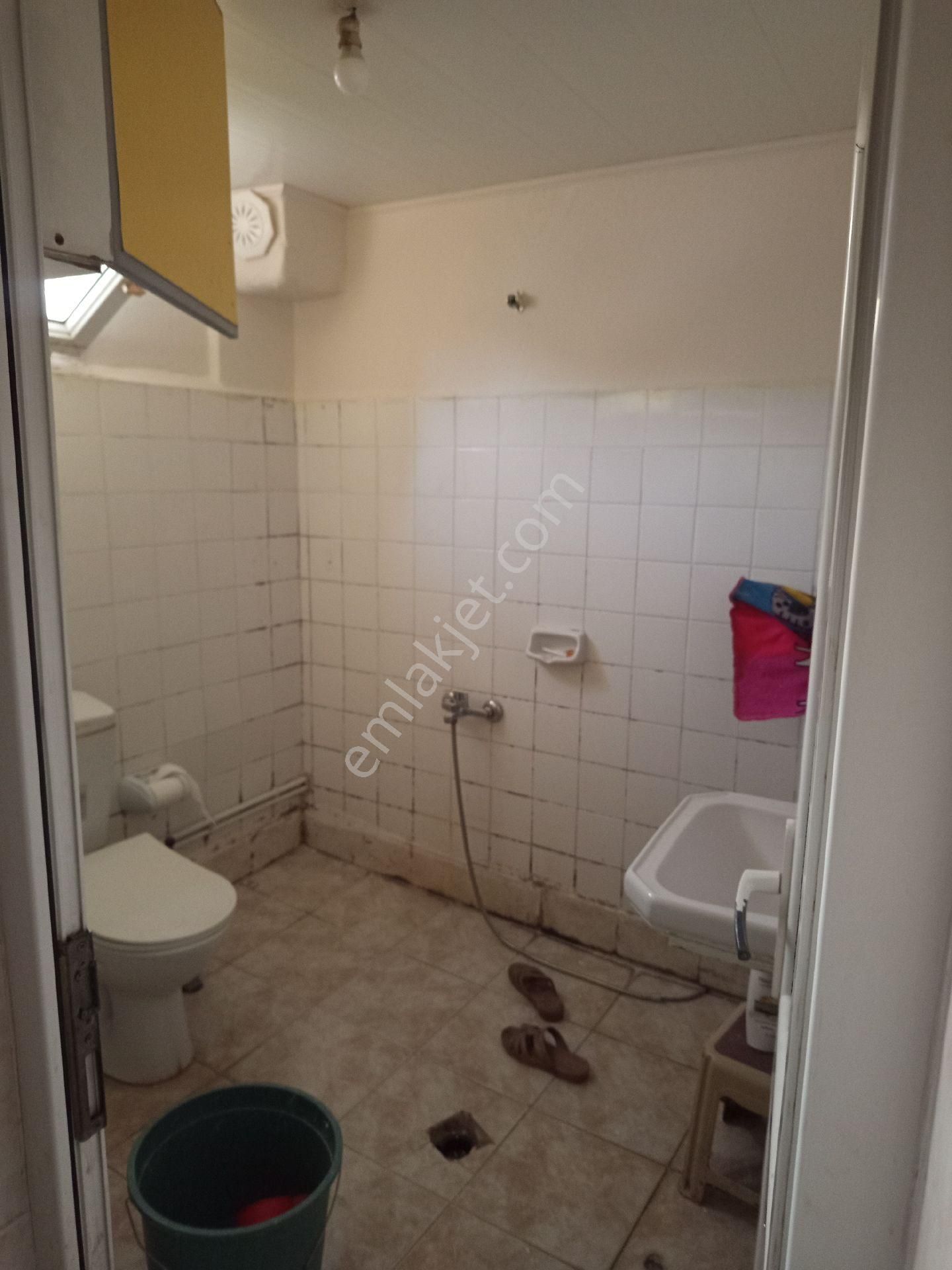 Çiğli Sirintepede Kiralik Dogalgazli 3+1 Müstakil Ev - Görsel 5