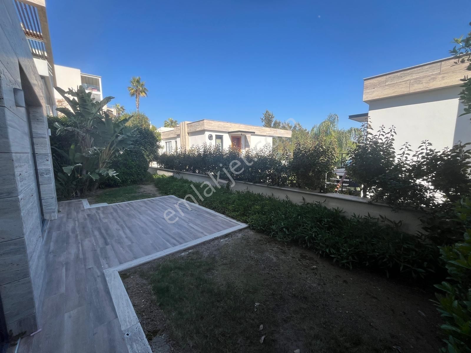 Bodrum Asarlık'ta Denize Sıfır, Markalı Bir Yaşam / 3+1 Dubleks - Görsel 10