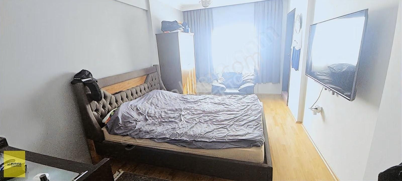 Bornova Süvari Caddesinde Satılık 2+1 Daire - Görsel 3