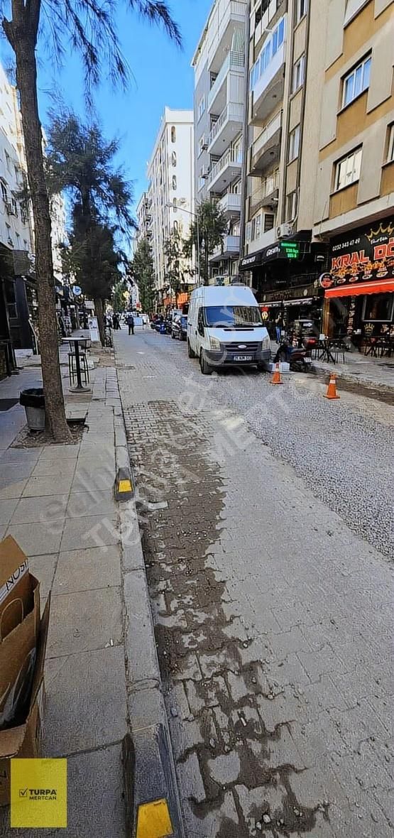 Bornova Süvari Caddesinde Satılık 2+1 Daire - Görsel 5