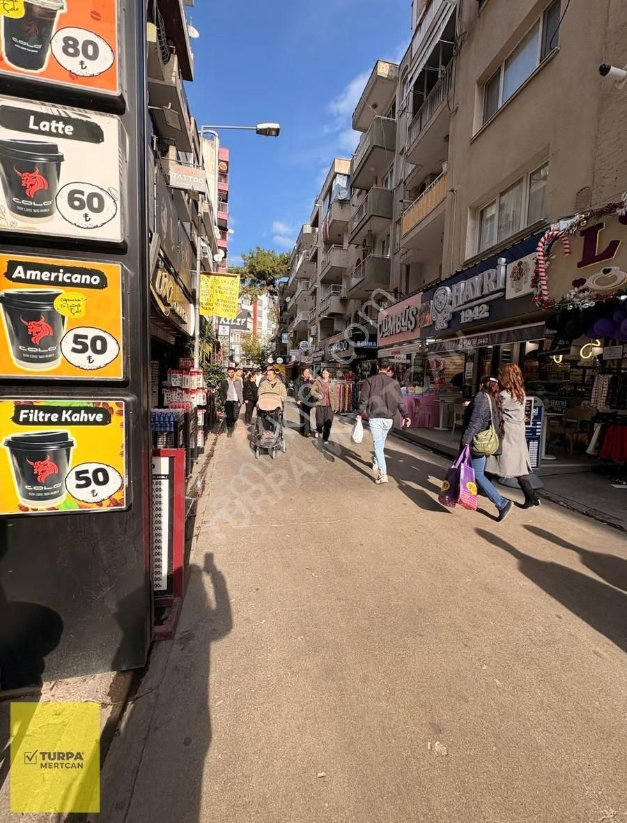 Bornova Küçükpark Metro Yakını 2+1 Satılık Daire - Görsel 9