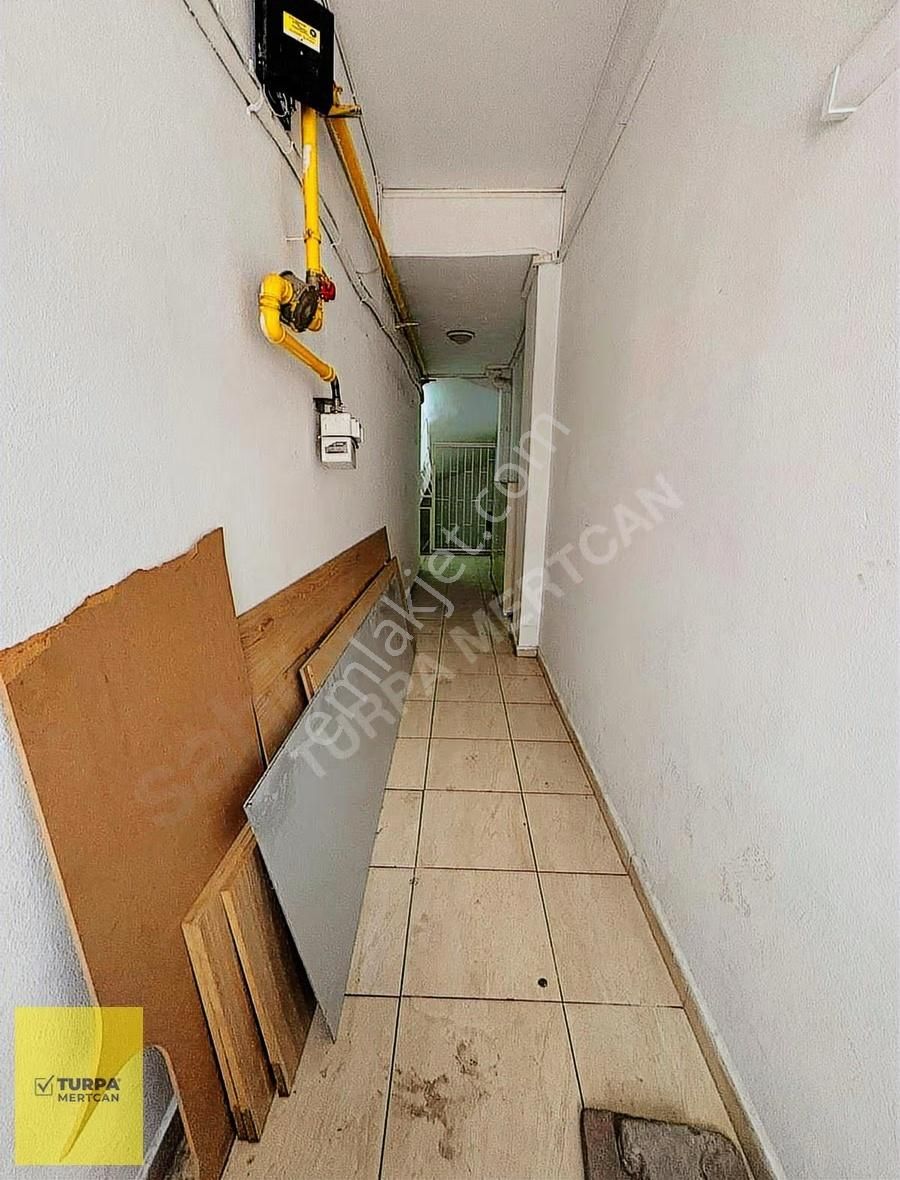 Bornova Küçükpark Metro Yakını 2+1 Satılık Daire - Görsel 11