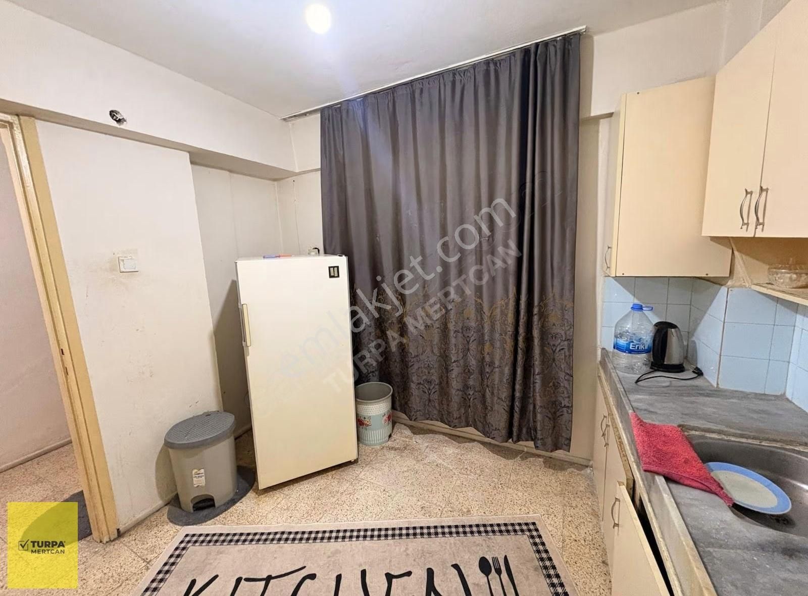 Bornova Küçükpark Metro Yakını 2+1 Satılık Daire - Görsel 19