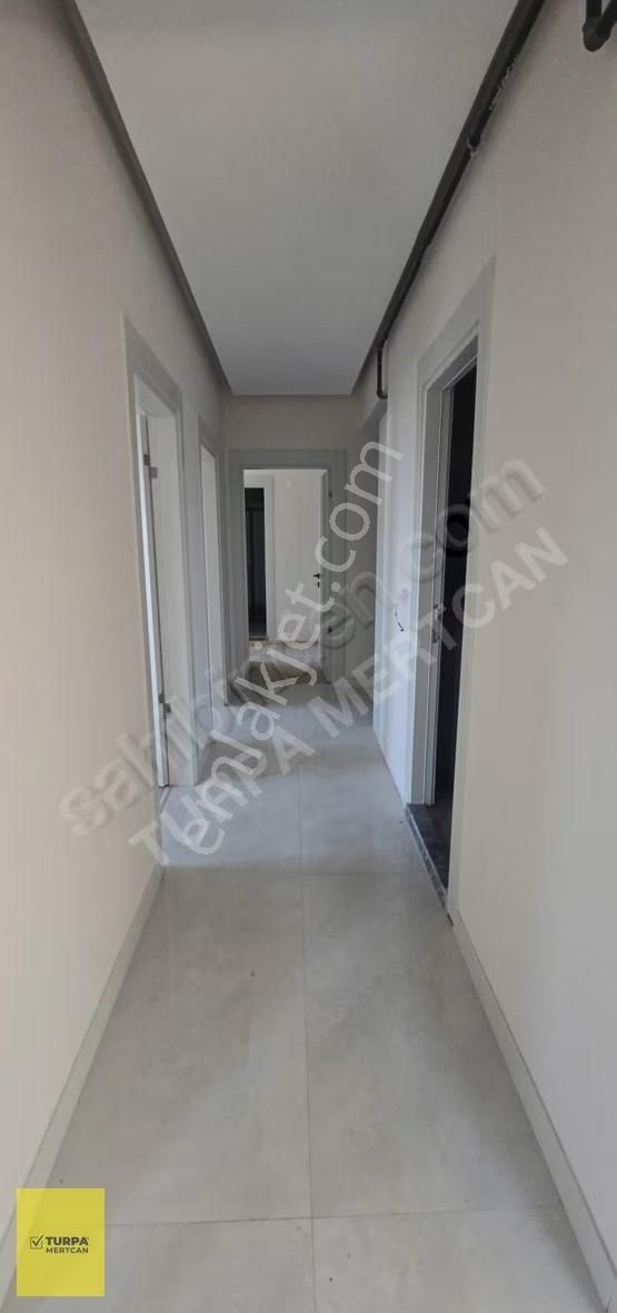 Bayraklı Ankara Cad.üzeri Metro Yakını Satılık 3+1 Daire - Görsel 14