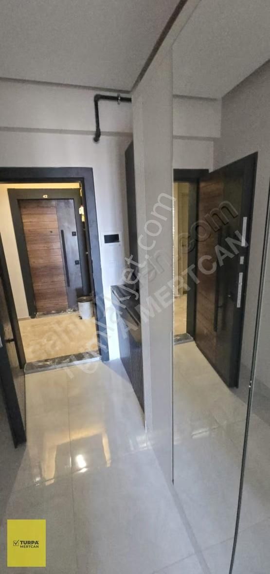 Bayraklı Ankara Cad.üzeri Metro Yakını Satılık 3+1 Daire - Görsel 6