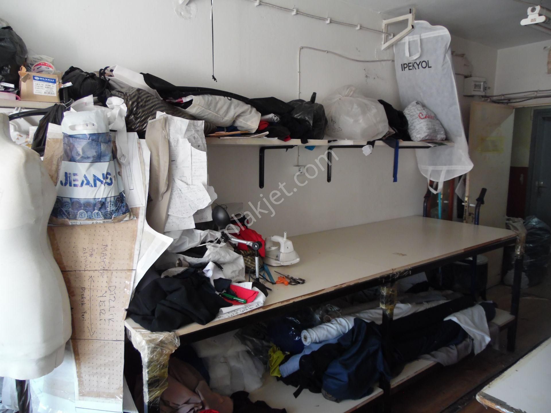 Konak Kemeraltı Harputlu İşhanında Satılık 1+0 Büro/ofis - Görsel 5
