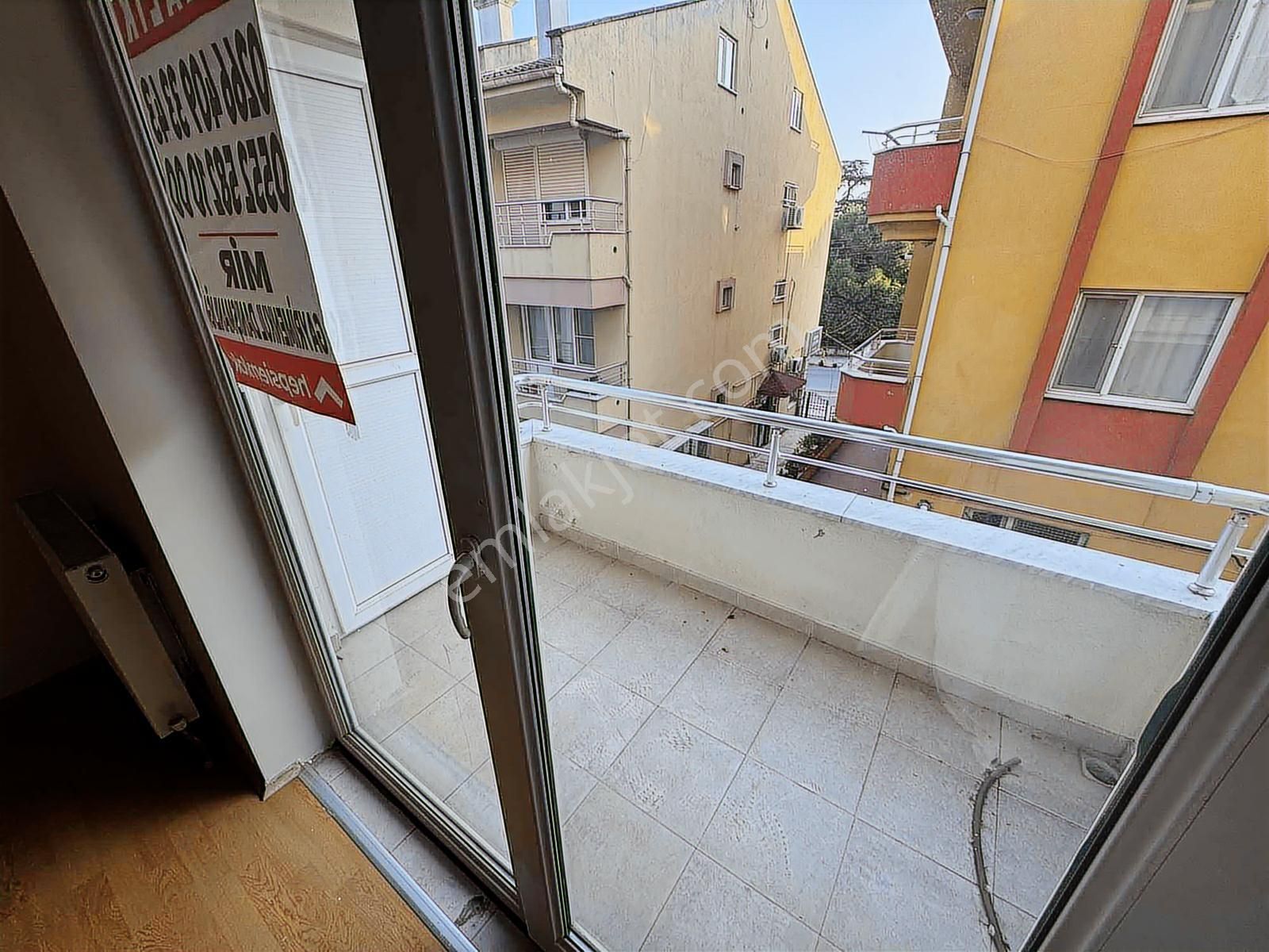 Mirden Balıkesir Göğüs Hastanesi Karşısı Kiralık Geniş 3+1 Daire - Görsel 9