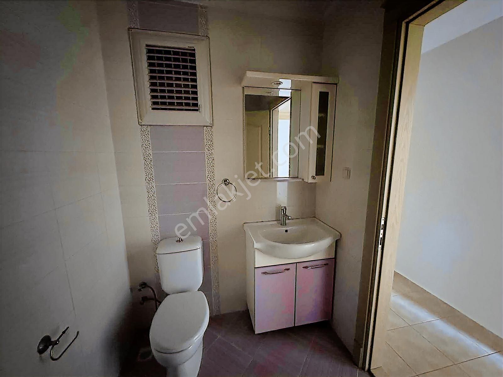 Mirden Balıkesir Göğüs Hastanesi Karşısı Kiralık Geniş 3+1 Daire - Görsel 30