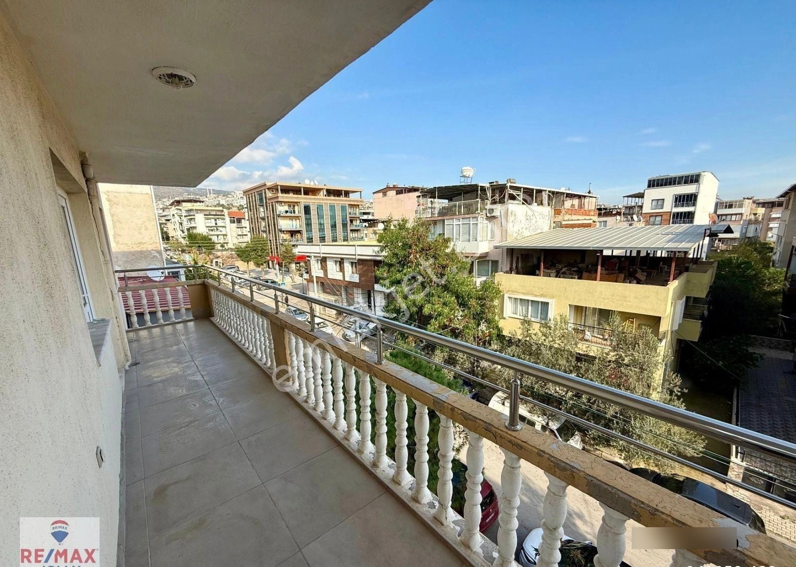 Osmangazi Mahallesi İbrahim Galip Caddesinde 2+1 Kiralık Daire - Görsel 2