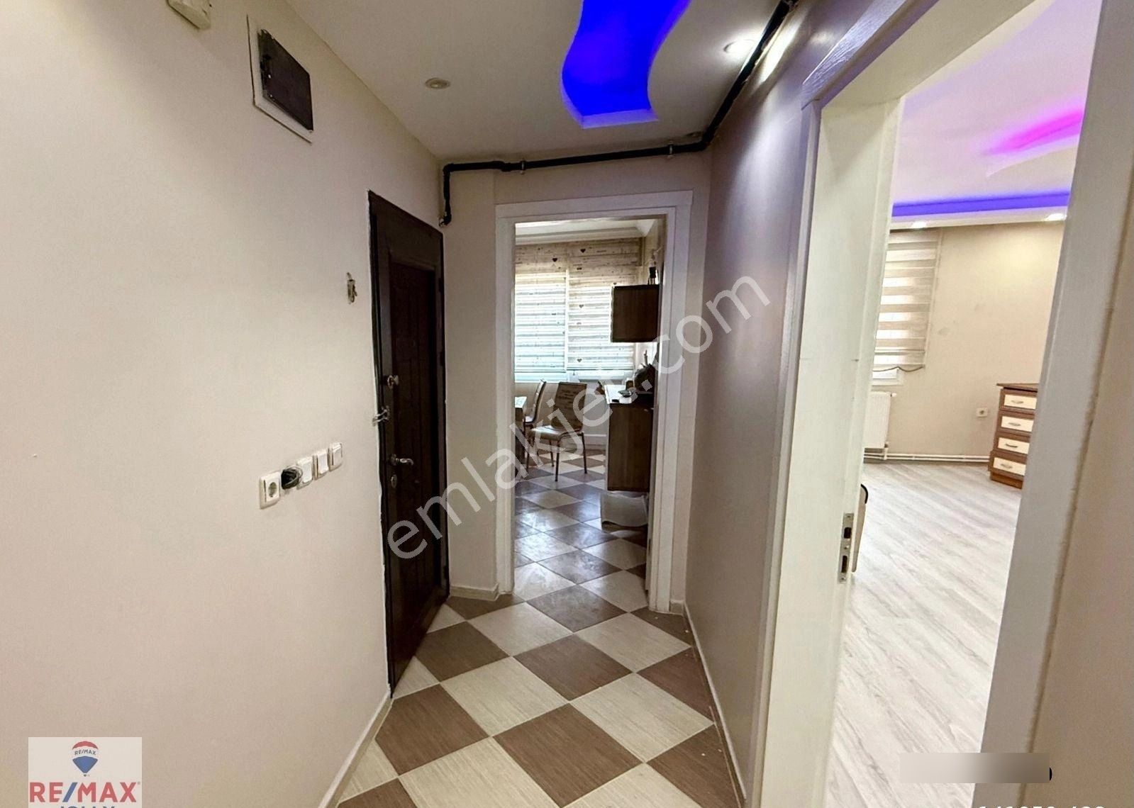 Osmangazi Mahallesi İbrahim Galip Caddesinde 2+1 Kiralık Daire - Görsel 12